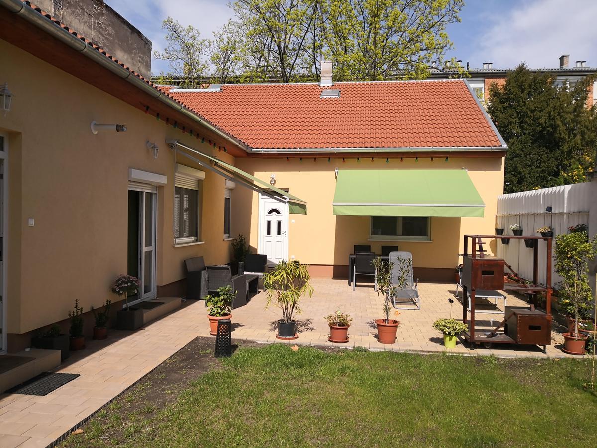 Green Garden Apartman Budapeste Exterior foto